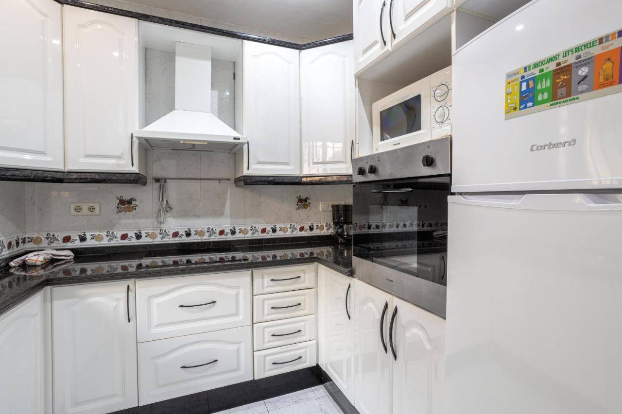 Las Flores 5 - Large Townhouse نيرخا المظهر الخارجي الصورة
