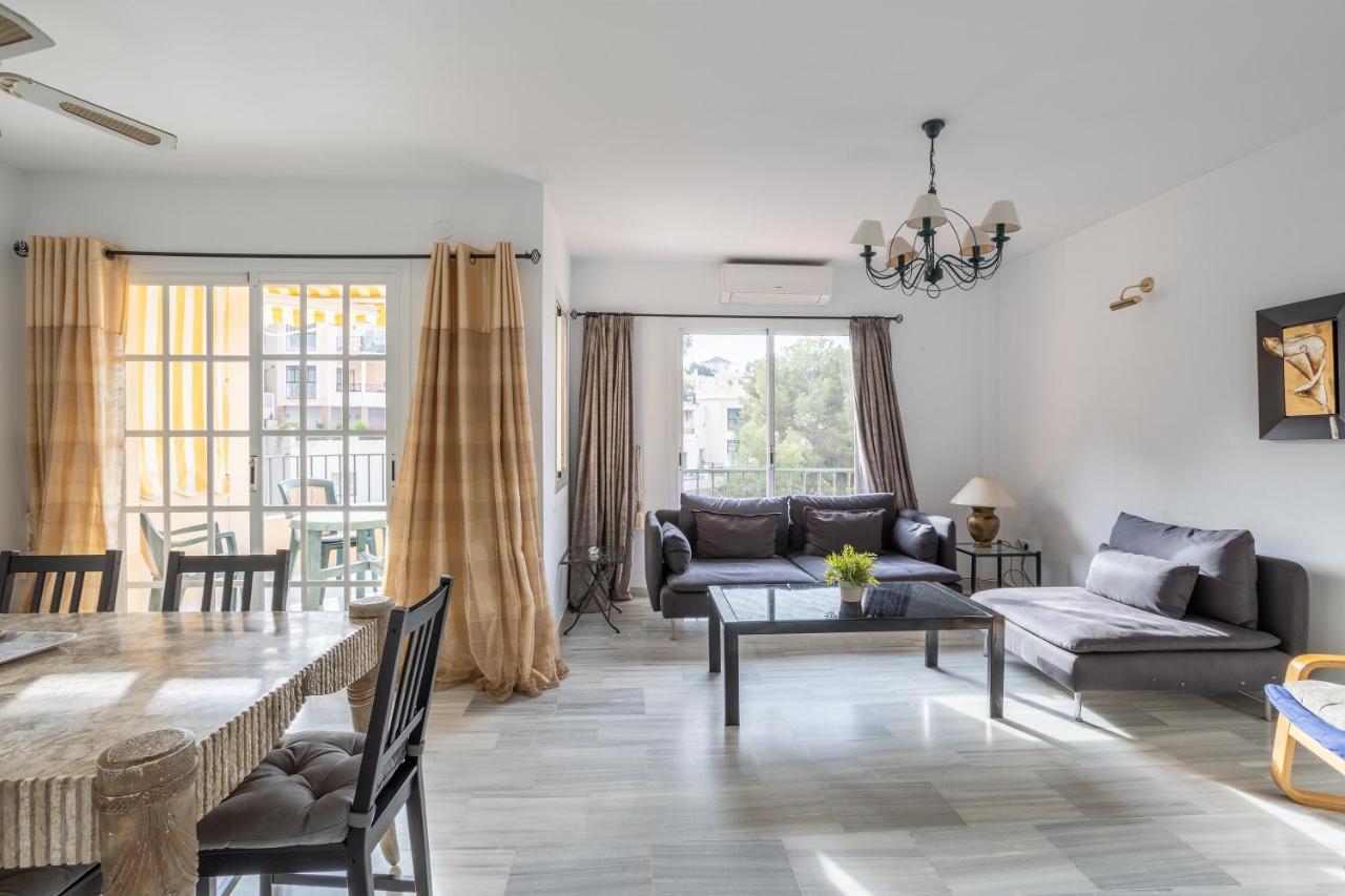 Las Flores 5 - Large Townhouse نيرخا المظهر الخارجي الصورة