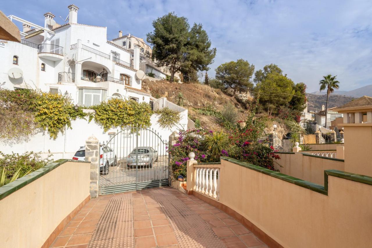 Las Flores 5 - Large Townhouse نيرخا المظهر الخارجي الصورة