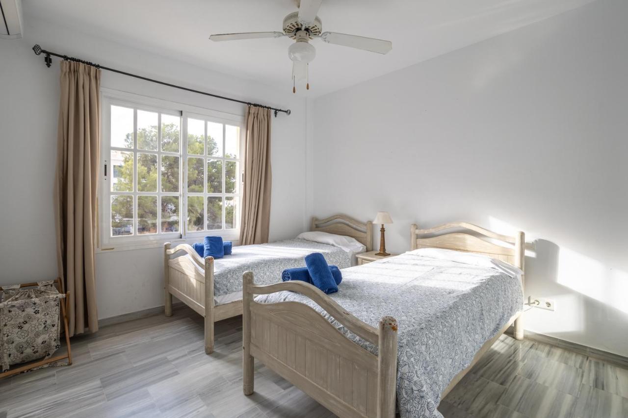 Las Flores 5 - Large Townhouse نيرخا المظهر الخارجي الصورة